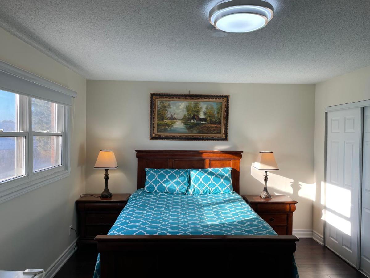 77 Nice And Warm Series Rooms Toronto Exterior photo