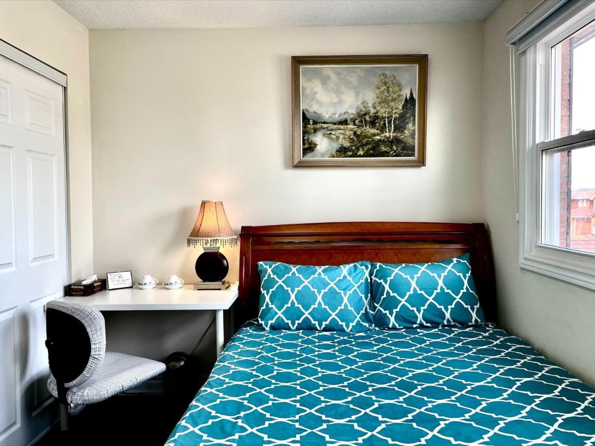 77 Nice And Warm Series Rooms Toronto Exterior photo