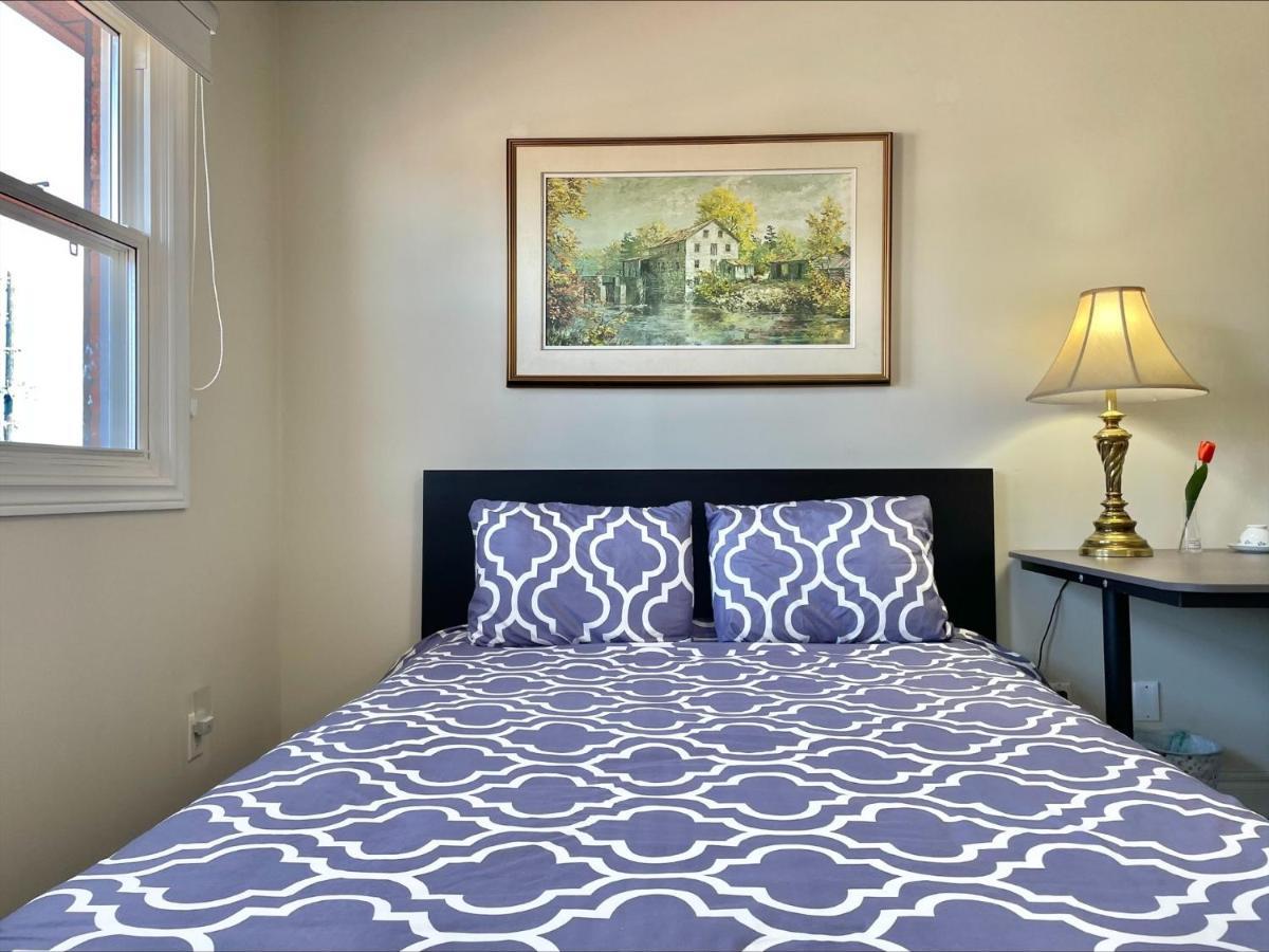 77 Nice And Warm Series Rooms Toronto Exterior photo